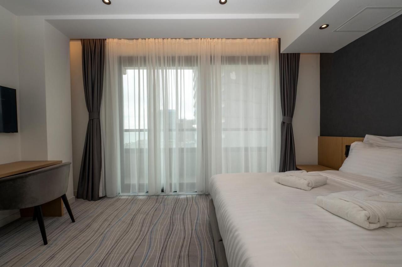 The Grandeur 5* Batumi