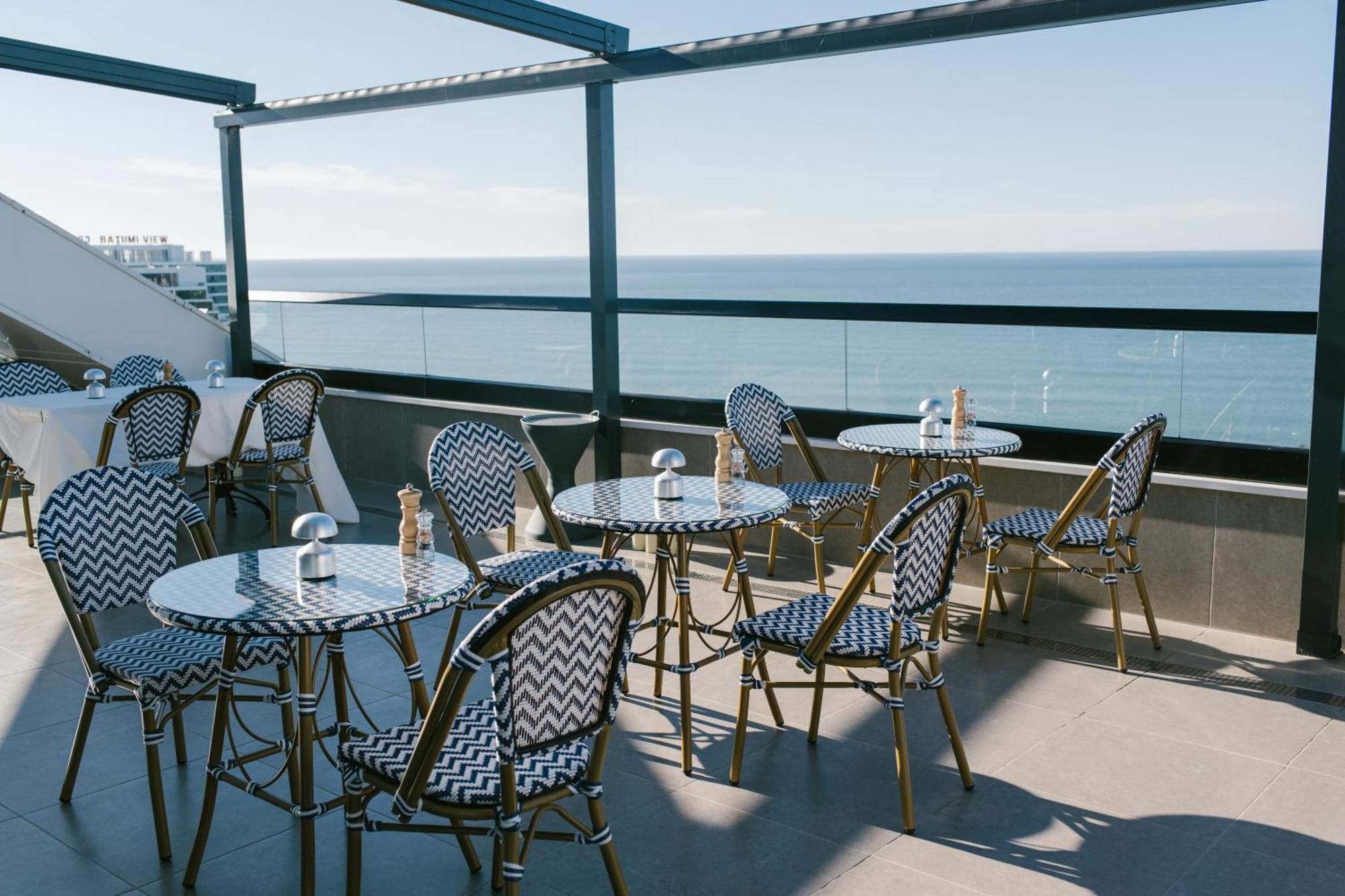 The Grandeur Hotel Batumi