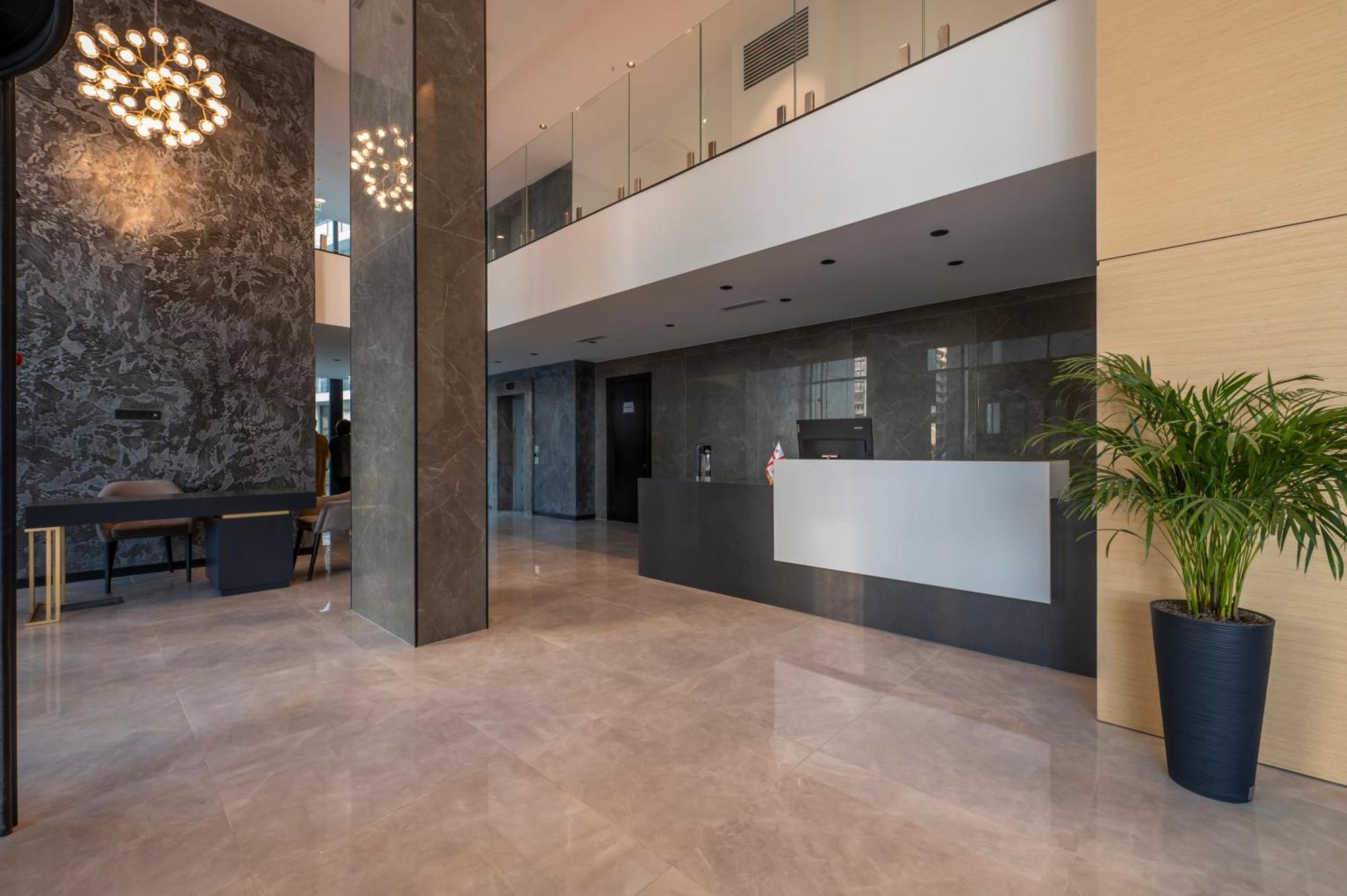 Hotel The Grandeur 5*