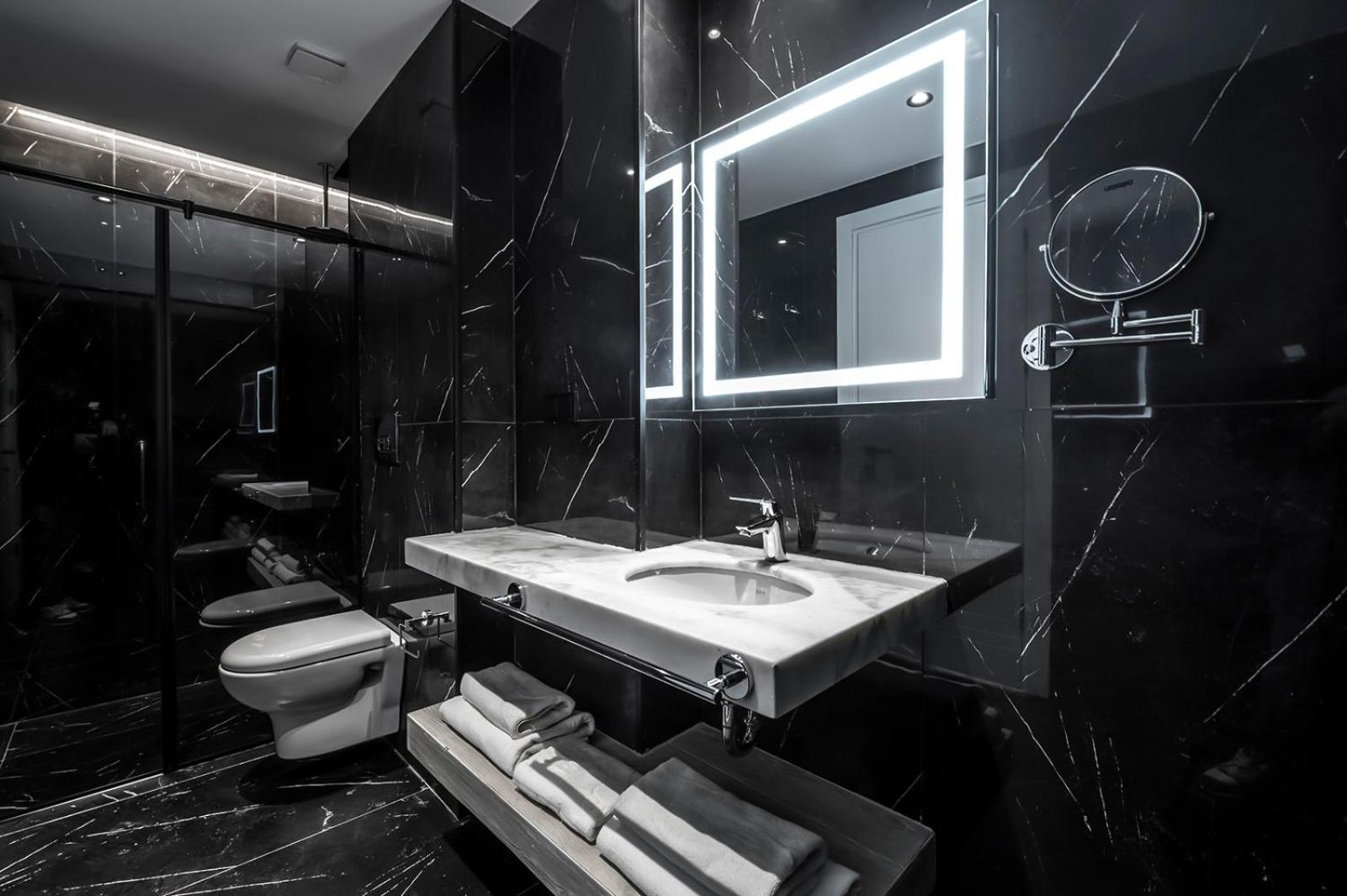 The Grandeur فندق 5*